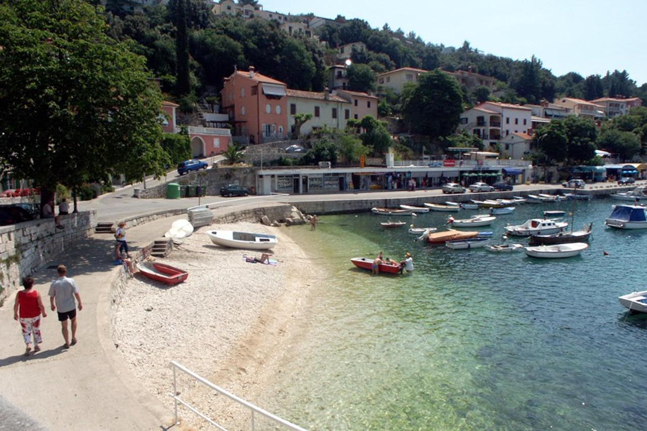 Apartments With A Parking Space Rabac, Labin - 7622 Екстер'єр фото