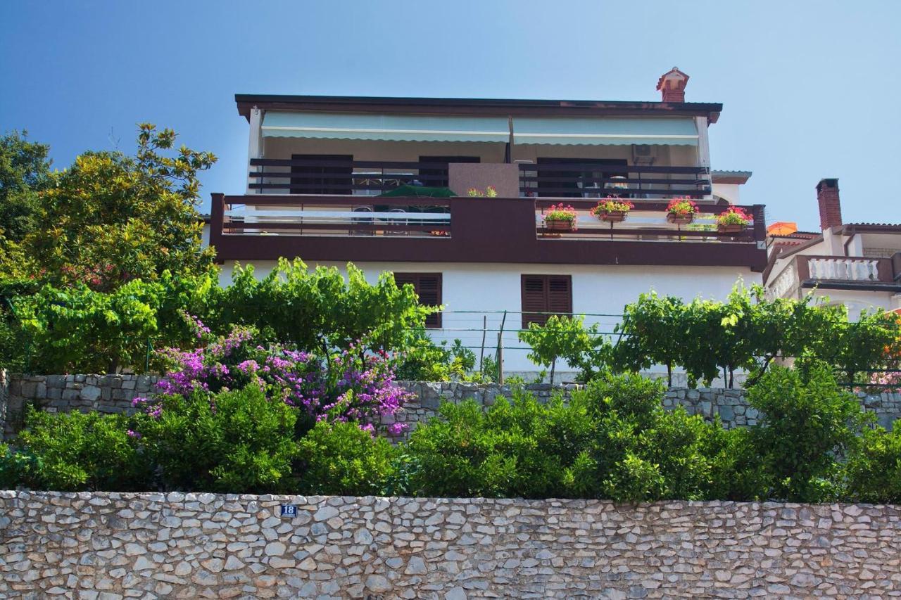 Apartments With A Parking Space Rabac, Labin - 7622 Екстер'єр фото