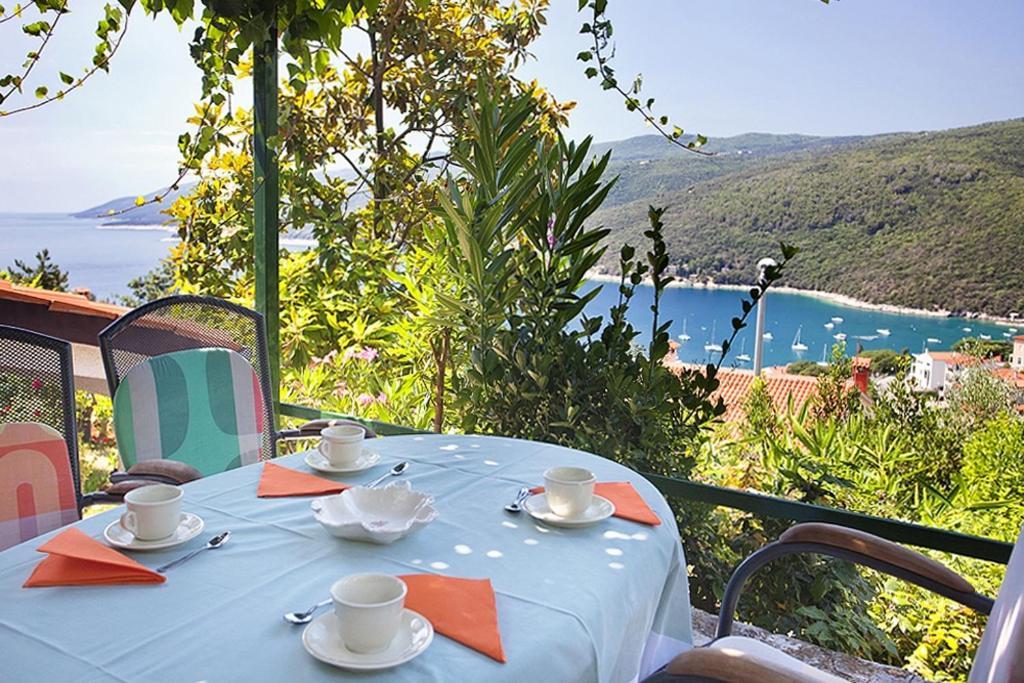 Apartments With A Parking Space Rabac, Labin - 7622 Екстер'єр фото