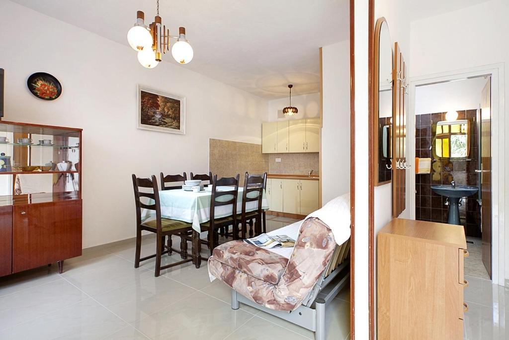 Apartments With A Parking Space Rabac, Labin - 7622 Екстер'єр фото
