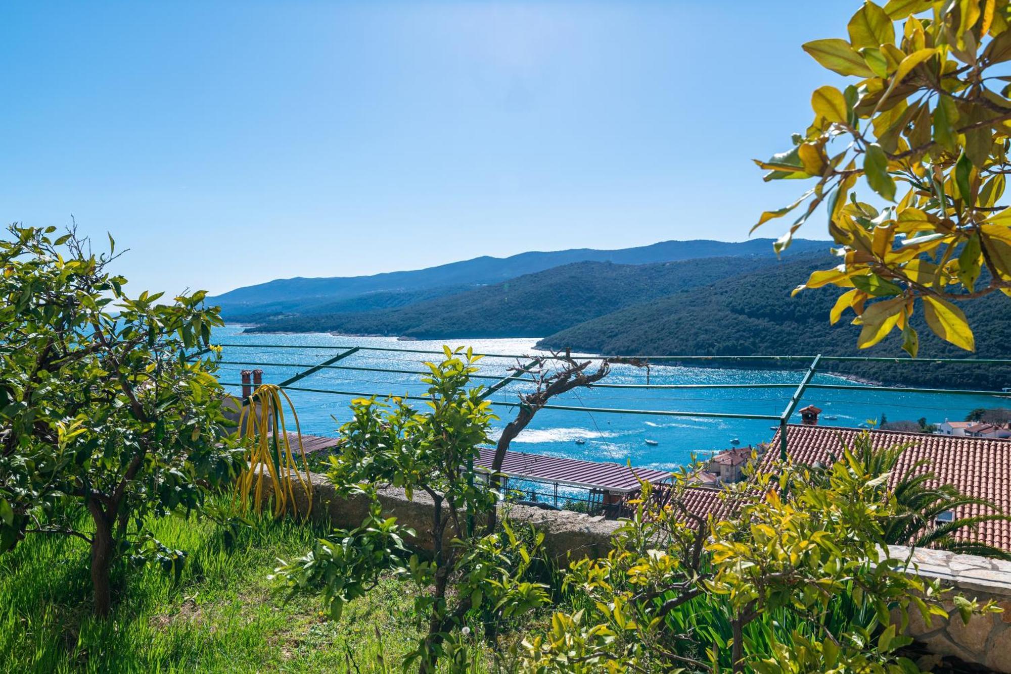 Apartments With A Parking Space Rabac, Labin - 7622 Екстер'єр фото