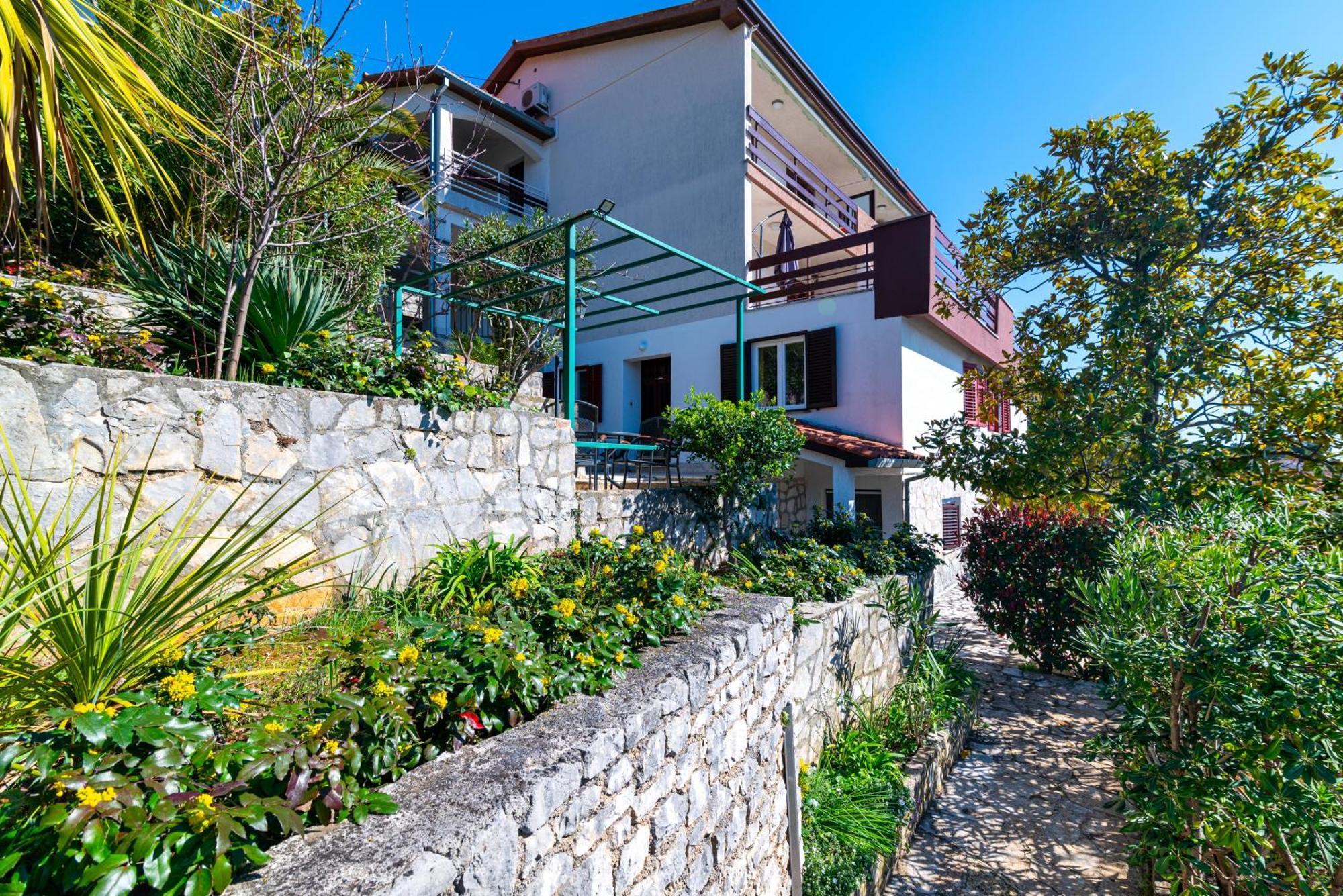 Apartments With A Parking Space Rabac, Labin - 7622 Екстер'єр фото